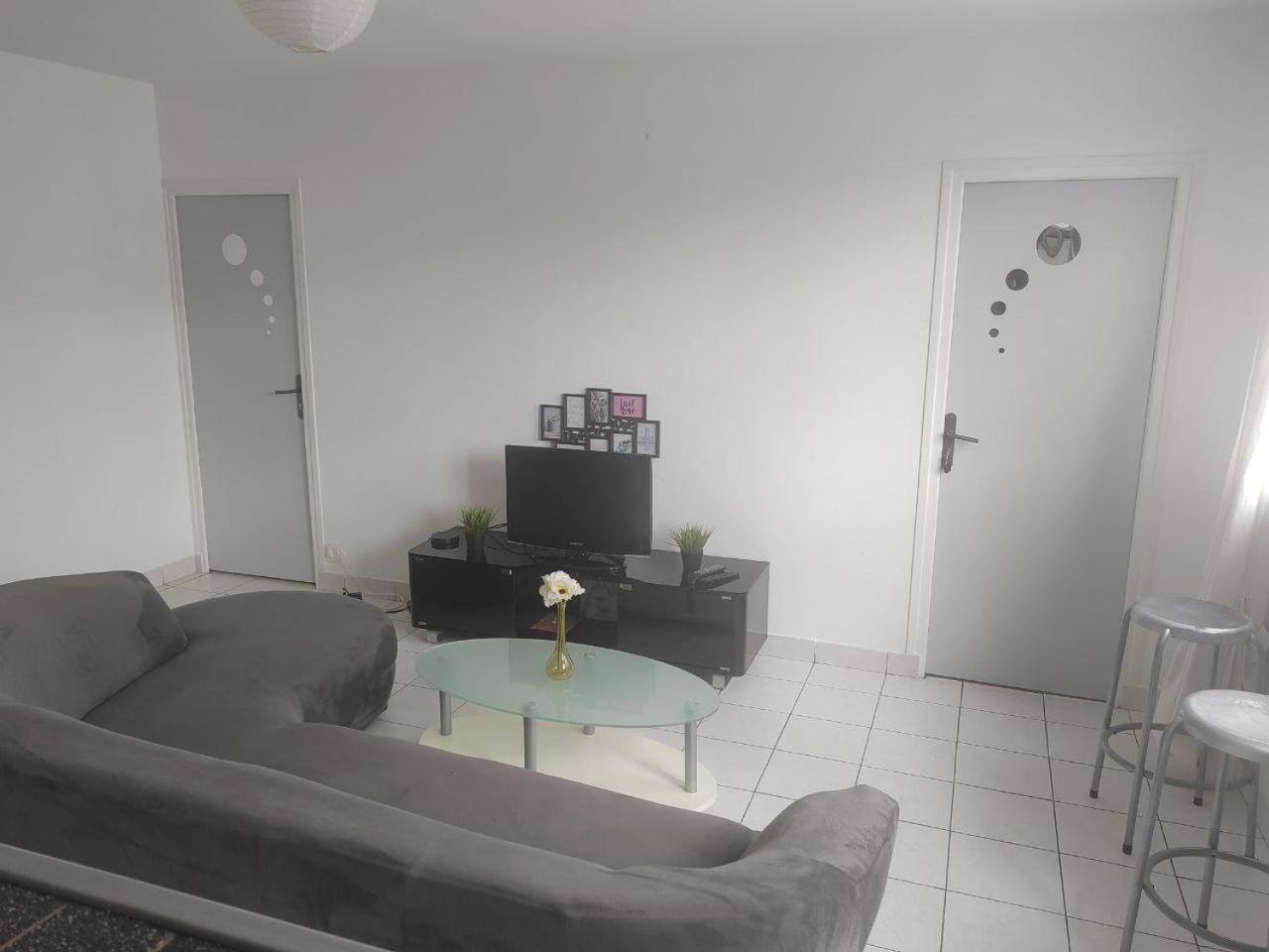 Une Chambre Dans Appartement Partage, Grenoble A 8 Min Du Centre-Ville Exterior foto